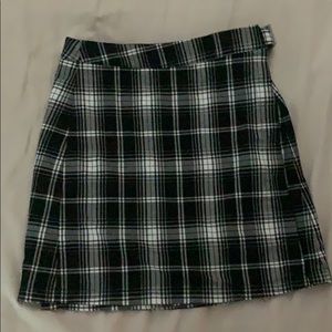 Black and white plaid skirt